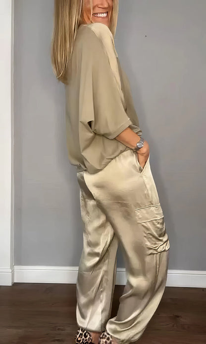 AMELIA | Compleet Twee Stukken Blouse en Cargo Broek Chic