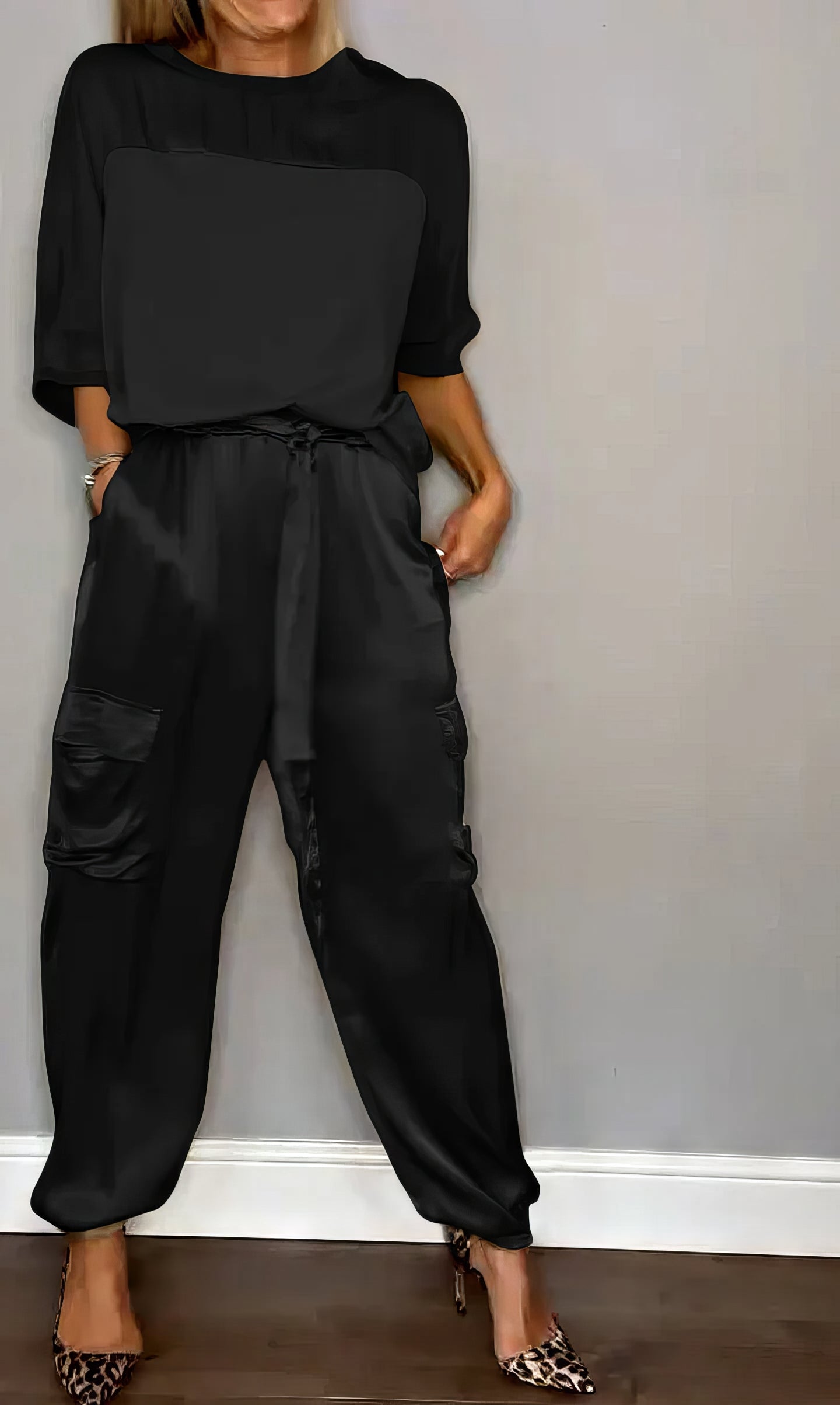 AMELIA | Compleet Twee Stukken Blouse en Cargo Broek Chic